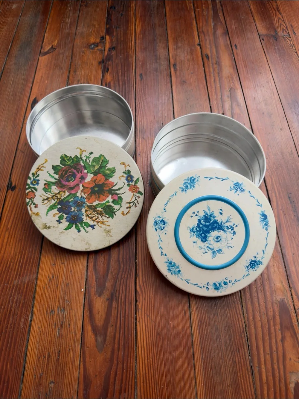 Vintage Floral Metal Cookie Tins - Pair